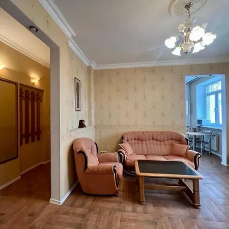 Tarasa Shevchenko Boulevard 10 基輔