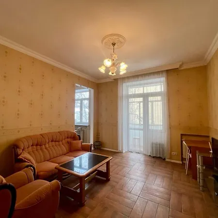 Apartment Tarasa Shevchenko Boulevard 10 Kiew